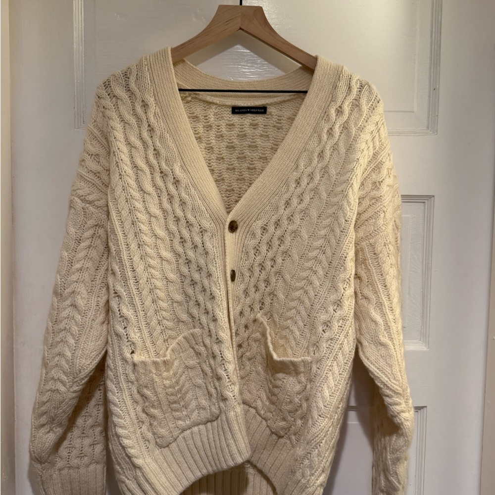 Chunky White Cardigan Brandy Melville Rome